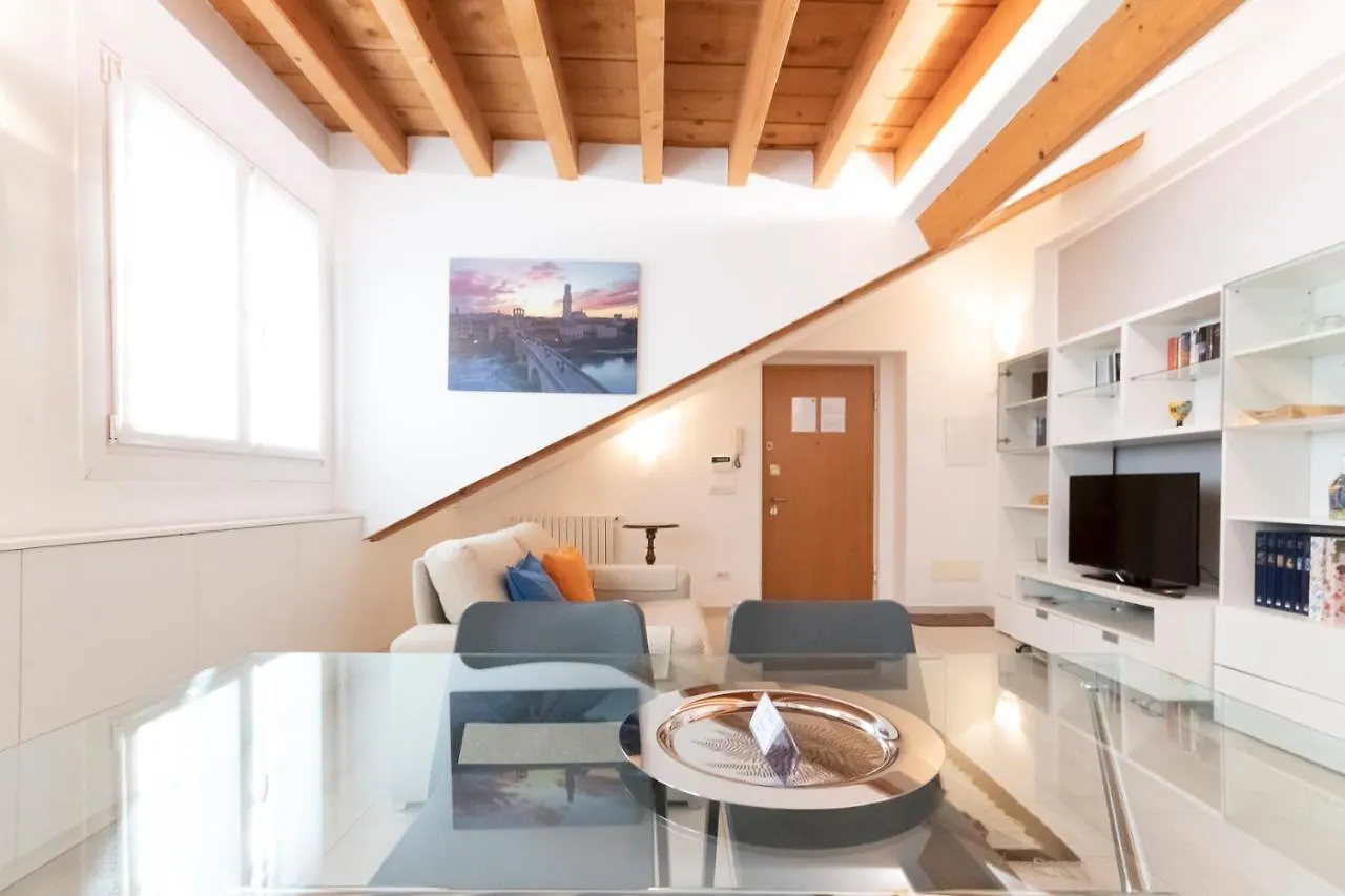 Mansarda Cola Apartment Milan 0*,  Italy