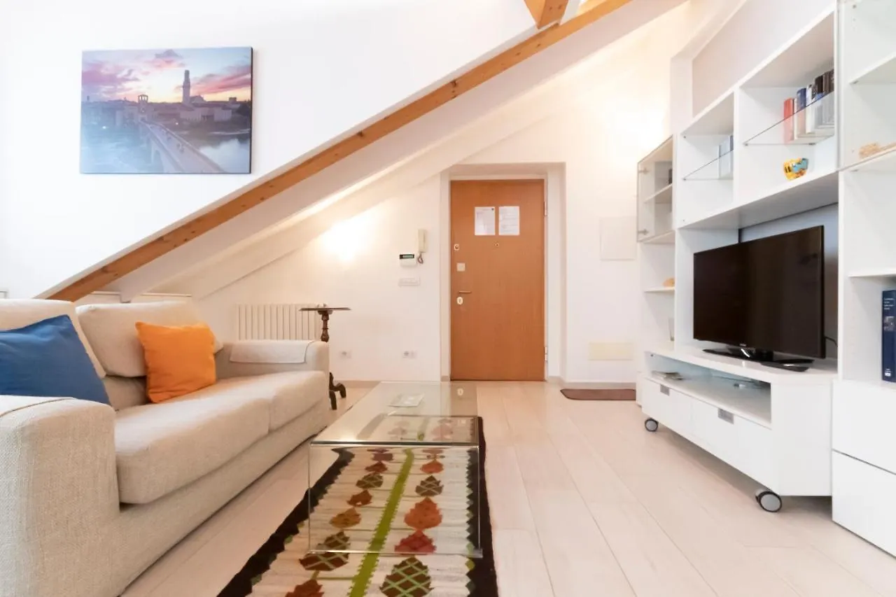 Mansarda Cola Apartment Milan Italy